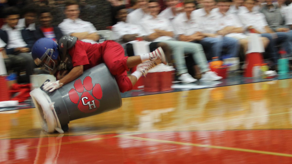 David Ishak taking out the trash.
LETS GO MUSTANGS 49-34!!!

#beatchhs #ghsunity #boomchikaboom @gcisdrivalry <a href="/GHSRustlers/">Spirit Rustlers</a>