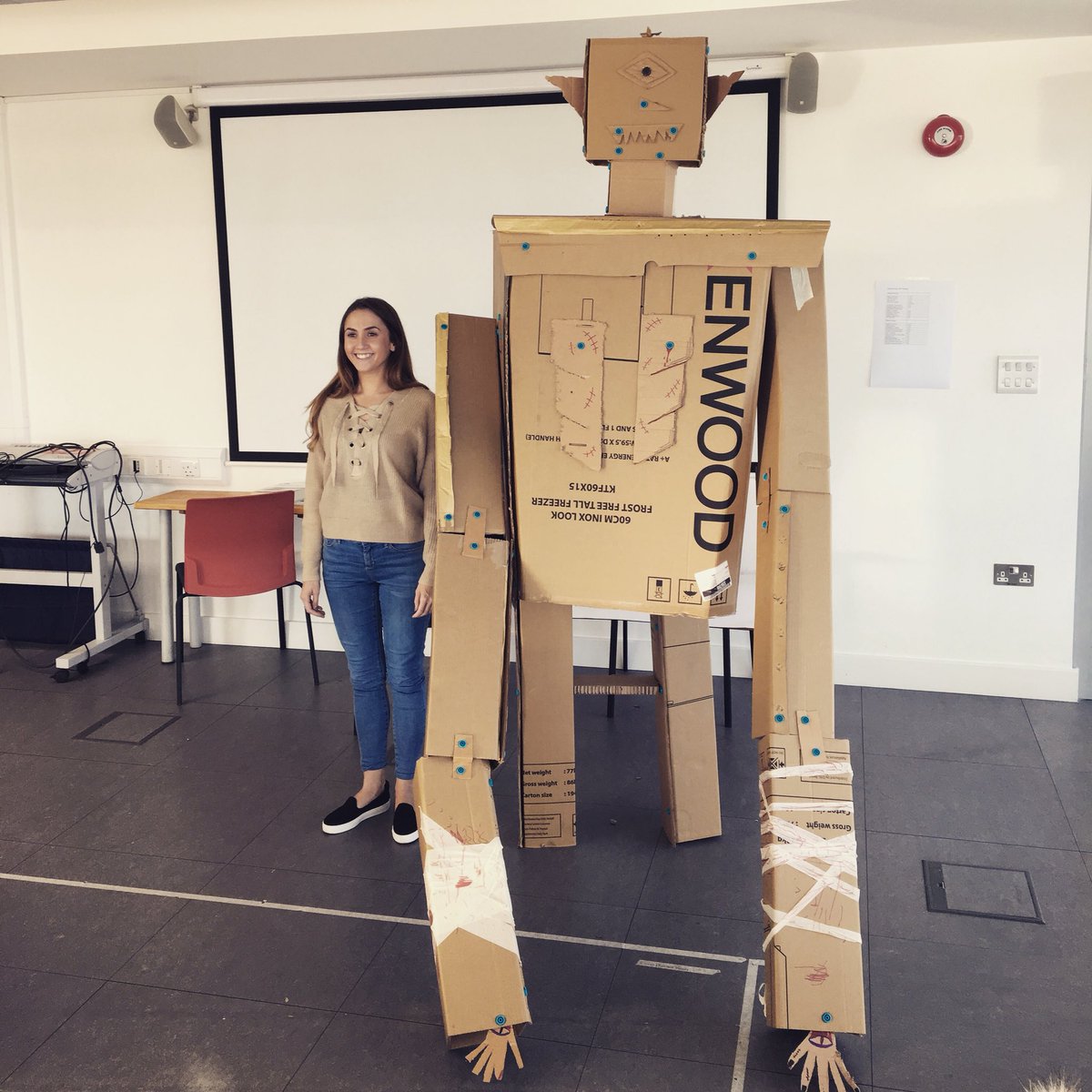 The power of <a href="/Makedo/">Makedo</a> kits! Great #workshop with 11-14 year old in <a href="/UniPortCCI/">Faculty of CCI, UoP</a> <a href="/arch_port/">PSA _ Portsmouth School of Architecture</a> #cardboard #making #design &amp; #build