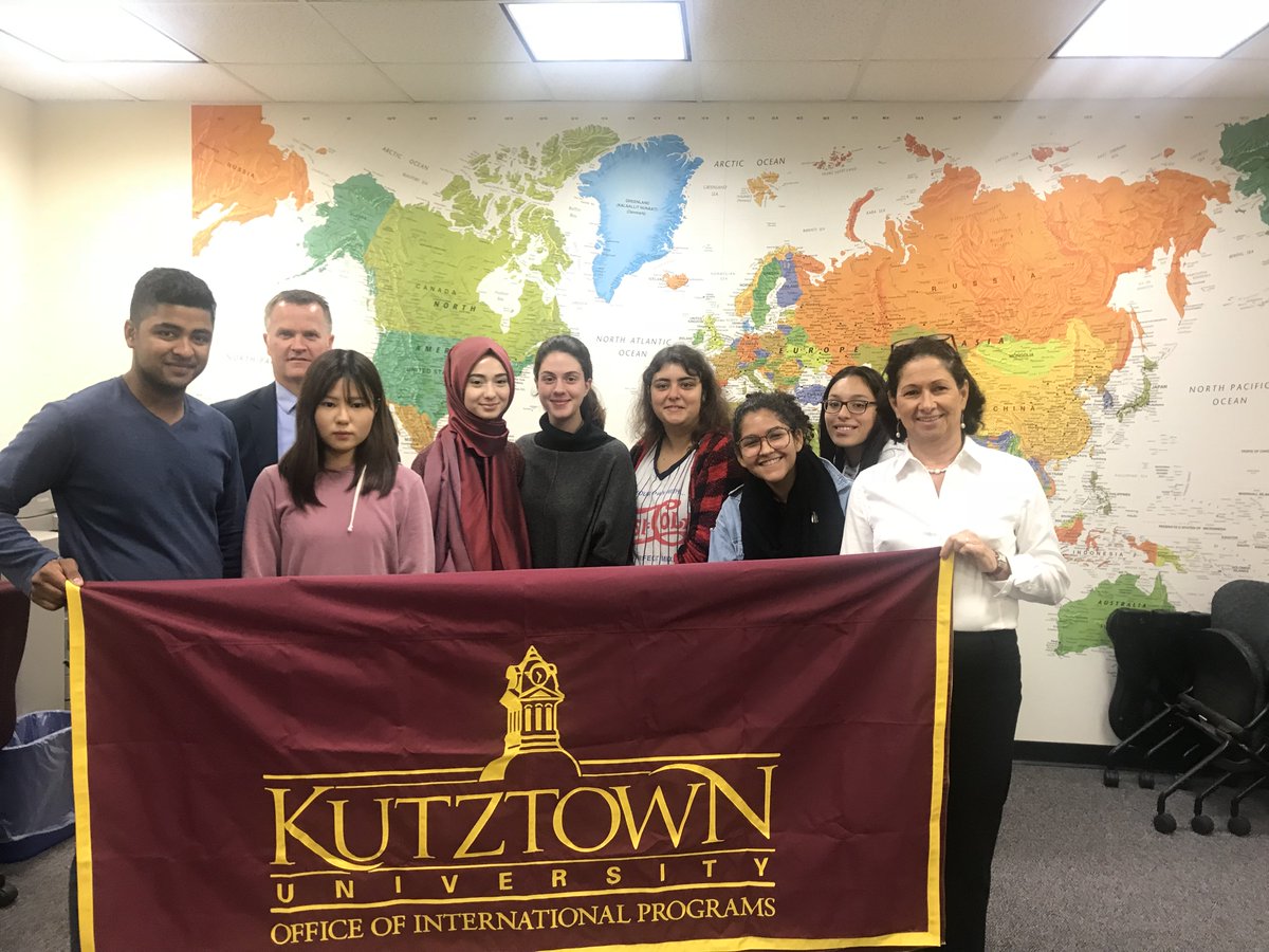 IntlProgramsKU's tweet image. Kutztown University visits international student organization at Bergen Community College in Paramus, NJ.