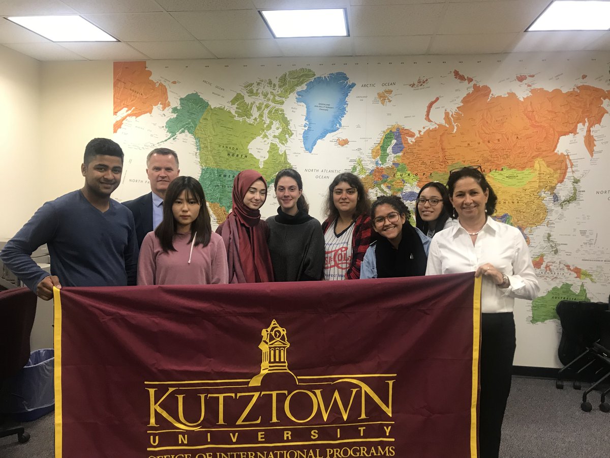 IntlProgramsKU's tweet image. Kutztown University visits international student organization at Bergen Community College in Paramus, NJ.