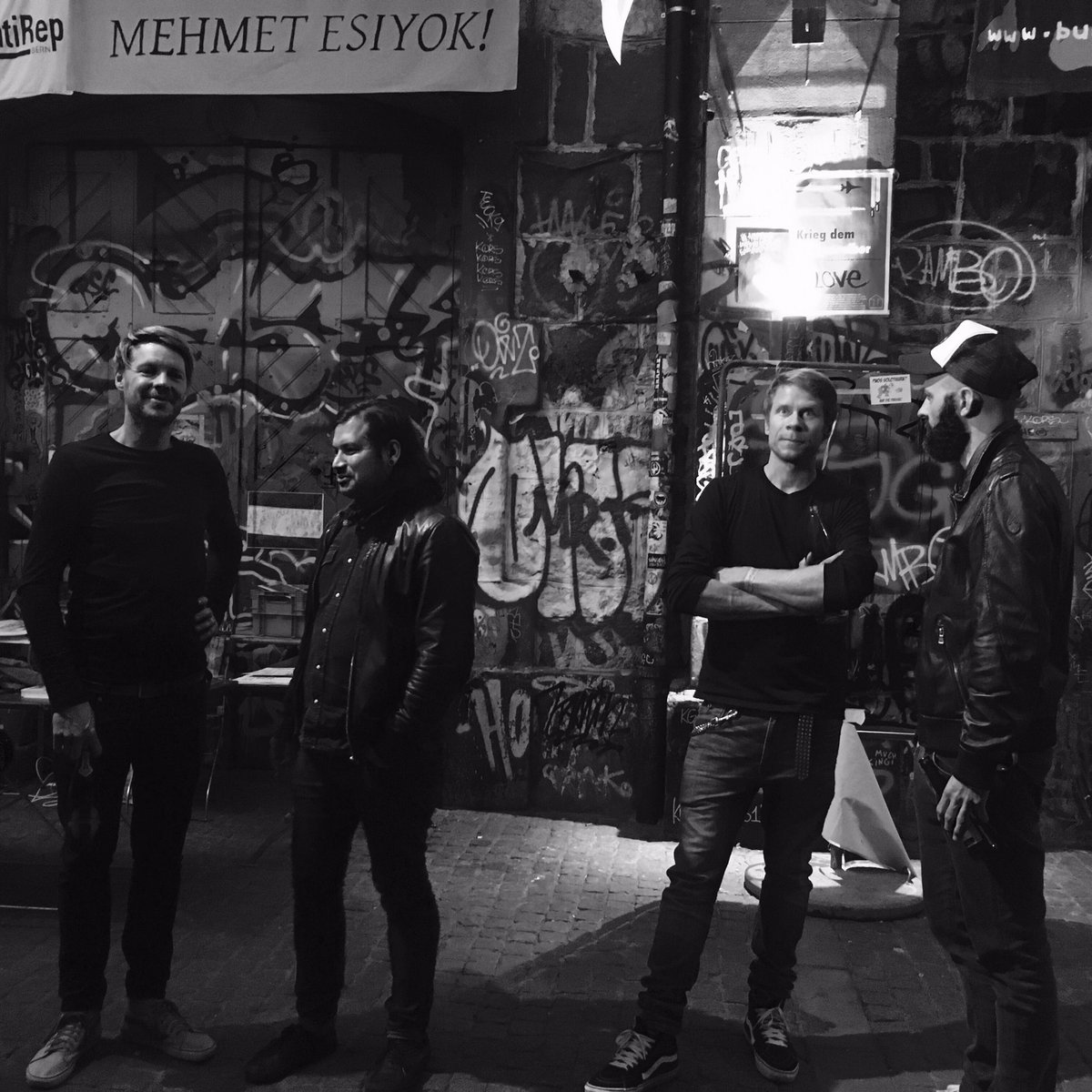 _grannoir's tweet photo. waiting with our buddies of #lyvten for soundchecks. shredding our gear with awesome @8kidsofficial tonite at @ReitschuleBern https://t.co/Wnto1IlMOH