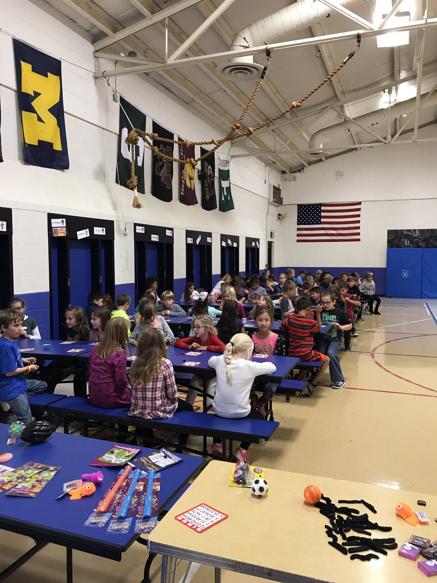 Third grade enjoying their PBIS reward Bingo! Positive behavior pays off! @TeamBrozek @TeamMalinowski #HappyGSD