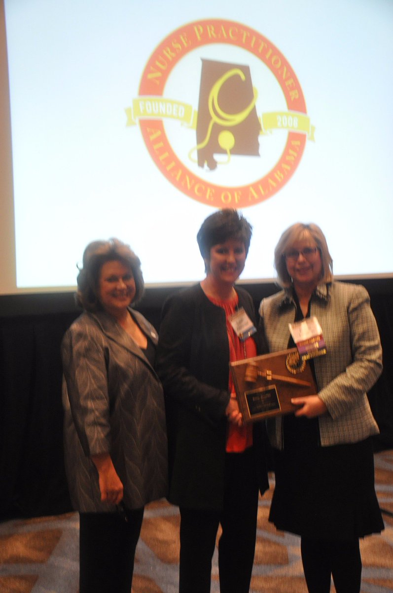AlabamaNPs's tweet photo. #NPAA2017 Old and new leadership of NPAA. Joy Deupree, Susan Alexander, Outgoing Pres and Robin Lawson, Incoming Pres. https://t.co/dz4RWOrhuV