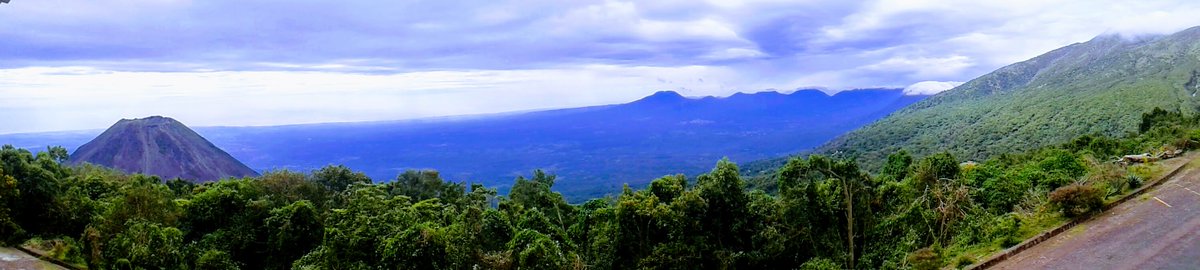 toursines's tweet photo. Preciosa Vista desde Cerro Verde #elsalvador @elsalvadorcom @noticias4vision  @NoticieroHechos  @MITURElSalvador https://t.co/ZELwK1UbL9