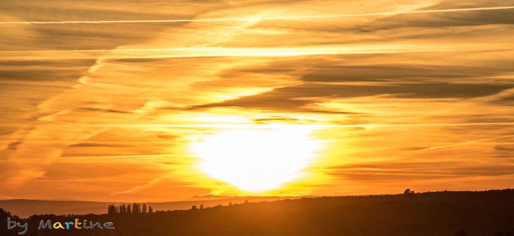 SunshineImages's tweet photo. #sunset #nature #golden #beautifulsky https://t.co/nT90hEsezK