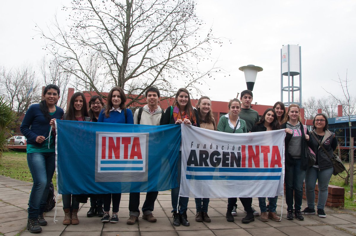 INTAInforma's tweet photo. Finalizó el 9° ciclo de #Procagra de @argeninta donde estudiantes se capacitaron con investigadores de @intaargentina #INTAconTODOS https://t.co/VzeGMiYPiQ
