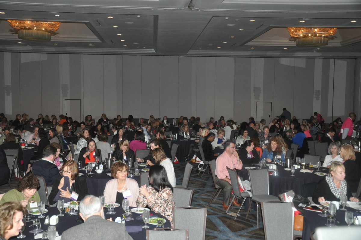 AlabamaNPs's tweet photo. #NPAA2017 Awesome attendance at the Annual NPAA Conference. #GreatConference #AnnualUpdate https://t.co/0UnEdJIkEd