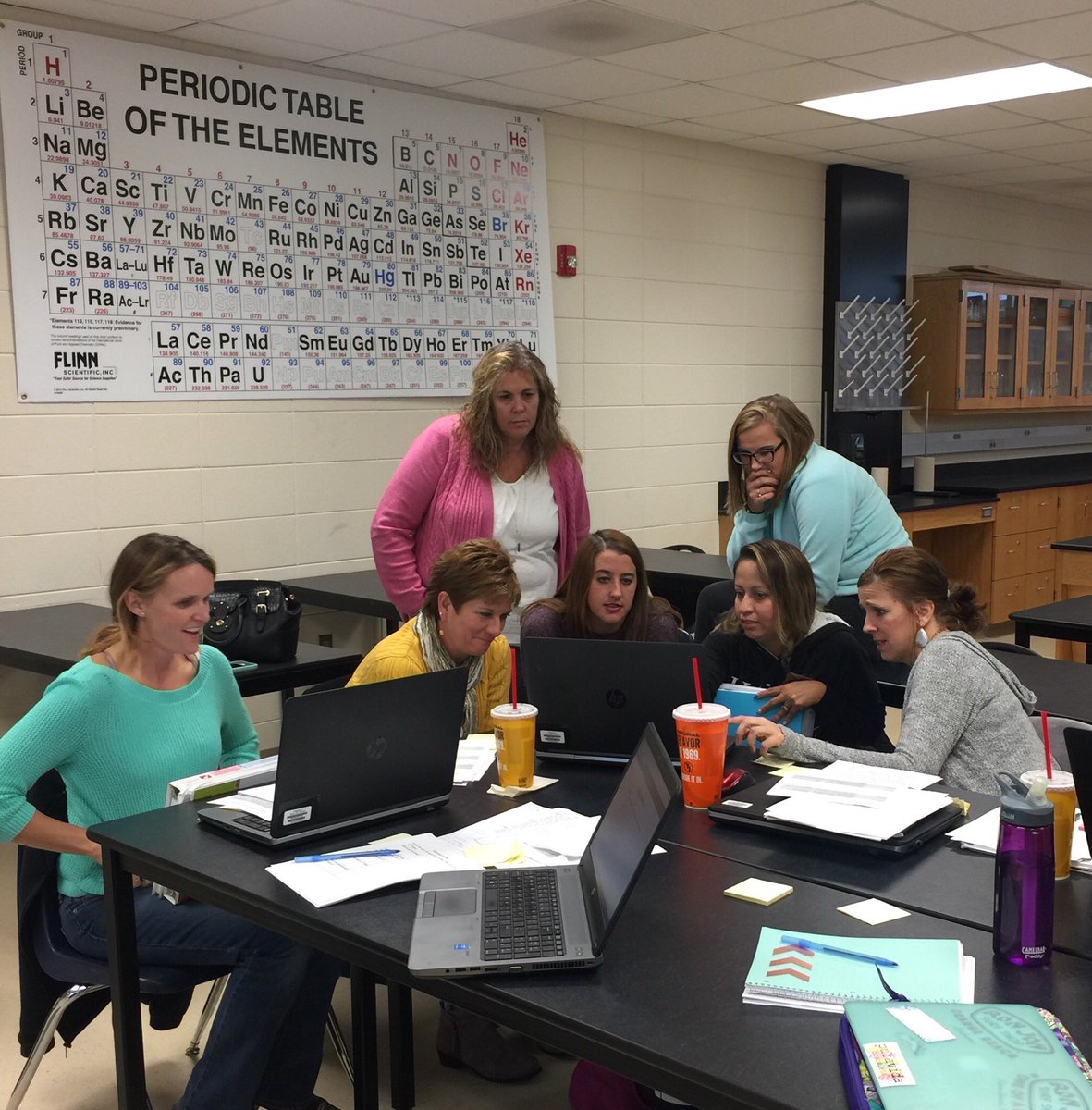 tina_brennan5's tweet photo. 1st and 3rd grade teachers learning about EIE at District PD. Go Perry Creek! #SCCSD @PerryCreekES @Kyle_Timmins13 @teacherthode https://t.co/ENDzrJ2AfL