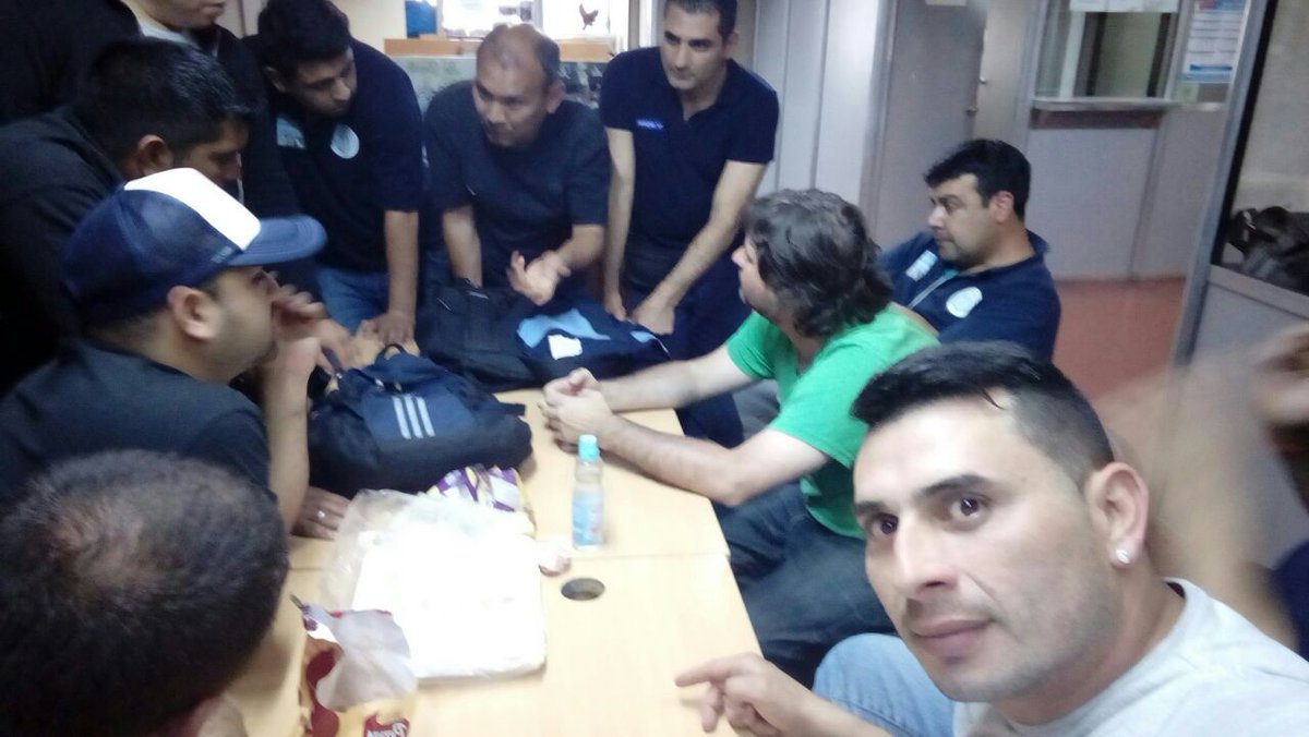 Con los cros <a href="/DelegadosBayton/">Delegados Bayton</a> <a href="/jorgemamani1990/">manpowersec</a> @Raffa_Job <a href="/elmarcemcgroup/">Marcelo Hoyos</a> en el gremio la unión hace la fuerza.EL EQUIPO DE @RamonMuerzaSEC