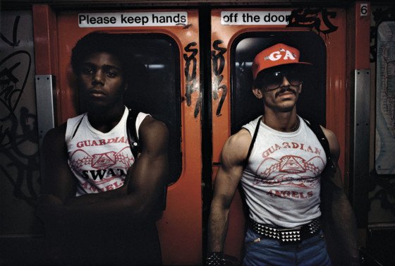 ICPhotog's tweet photo. In the 1980s, @MagnumPhotos photog Bruce Davidson beautifully photographed the NYC subway. Wow, it was different then! #FlashbackFriday https://t.co/CrYm6dk1Yu
