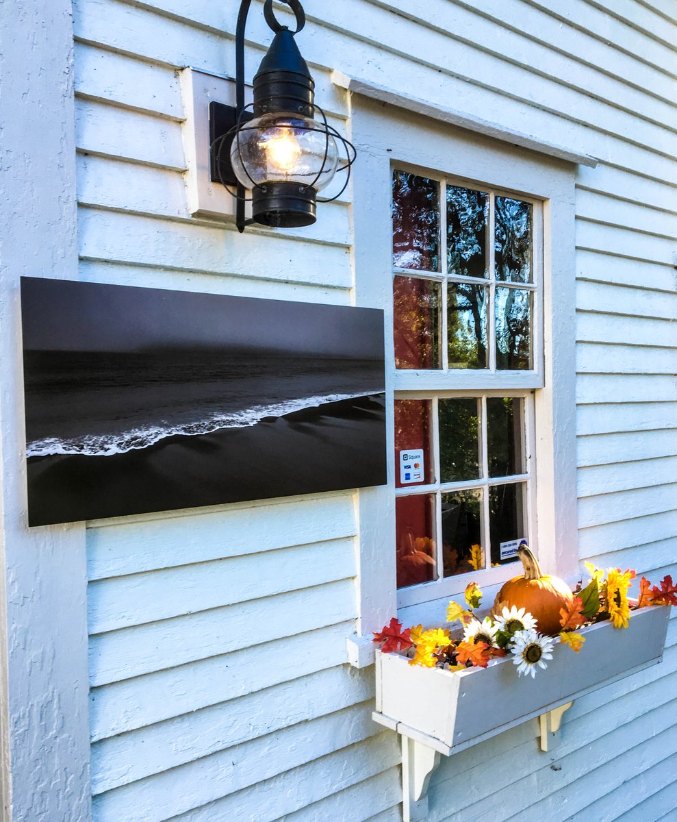 Visit Fine Art in #Cataumet at #BobbyBakerGallery - Rt28A - a cool setting for great art #CapeCod #capecodart #art bobbybaker.com