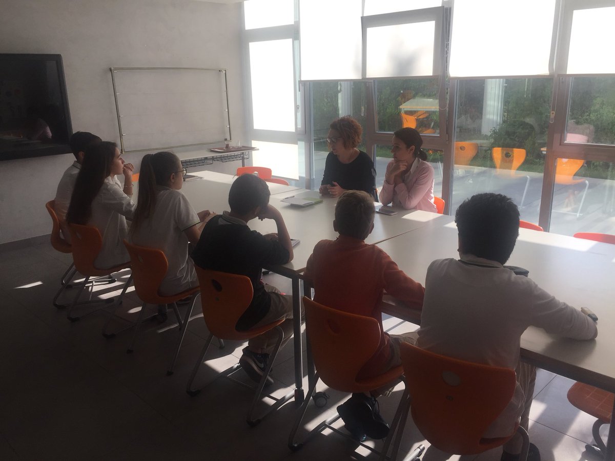 Özlüceortaokul 8.sınıf temsilcilerimiz Okul Müdürlerimizle t-MBA ve girişimcilik üzerine konuştular <a href="/ArzuAkinAydin/">Arzu</a> <a href="/GuldemG/">Guldem Goceci Alhan</a> <a href="/aslihancelik13/">Aslihan Celik</a>