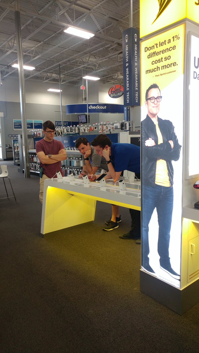 Getting folks excited about Sprint our 1st day POD style. <a href="/todd_margavio/">todd margavio</a> <a href="/krisspragg/">Kris Spragg</a>