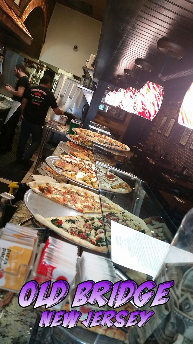 Dial this number: 732.607.2066 and order your favorite kind of pizza. We promise you won't be disappointed! 😉 #HappyFriday #TGIF