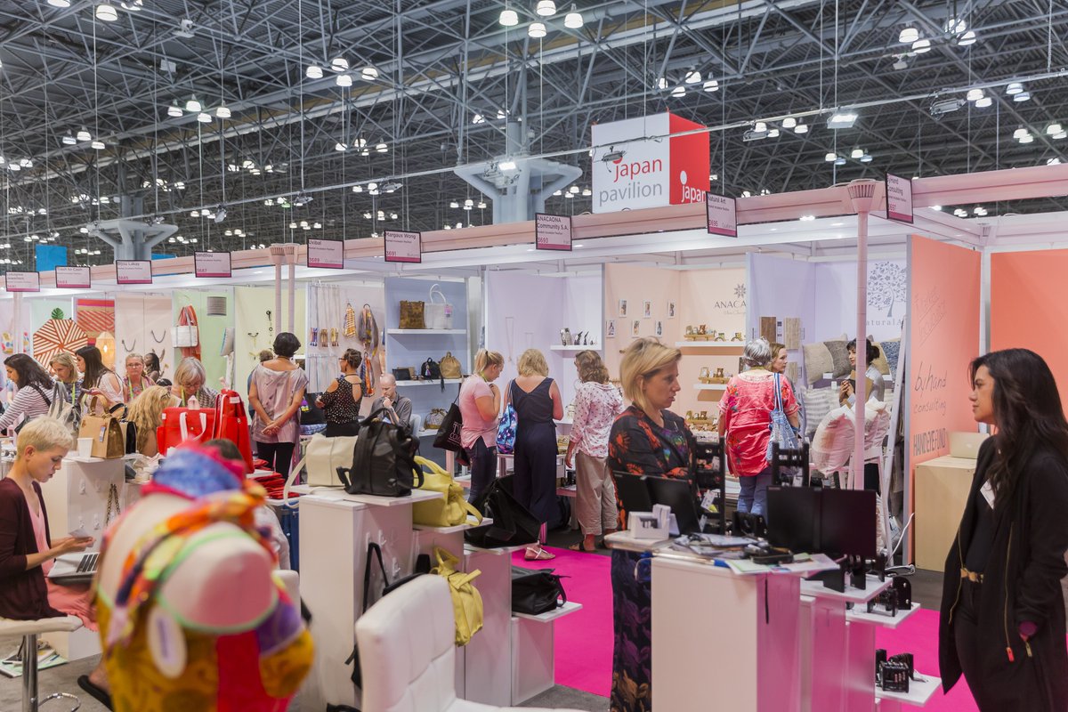 nynowmarket's tweet photo. The #ArtisanResource section @ #NYNOW was lively during the summer #market ๐ #TBThursday | https://t.co/e1Rhf6IEz1 https://t.co/bpuvTc4HjR