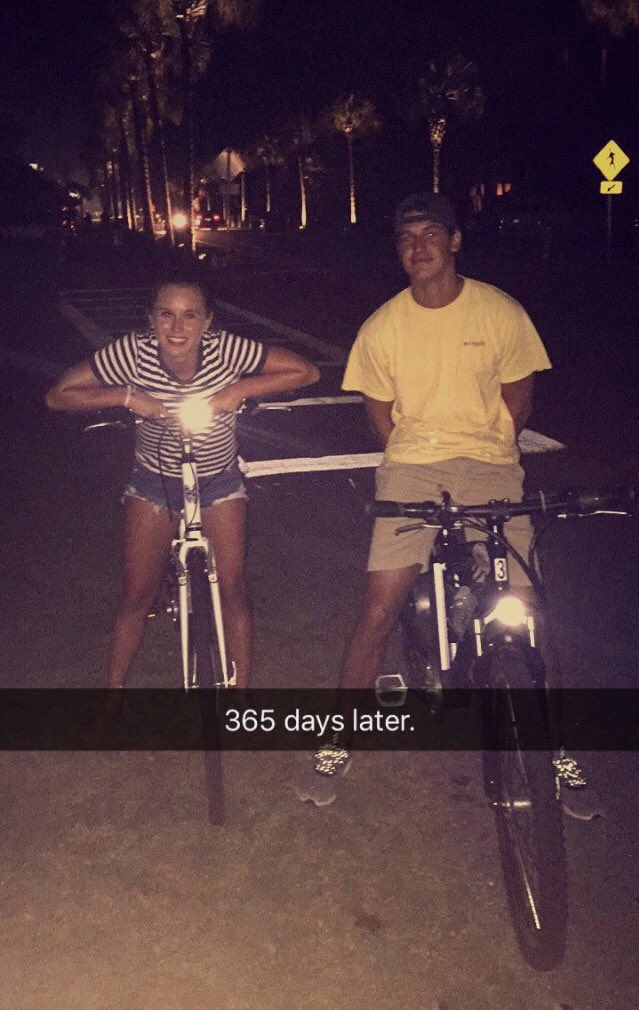beentf3's tweet photo. Happy birthday❤️ @ashleyjaydee https://t.co/dkYMtNosuI