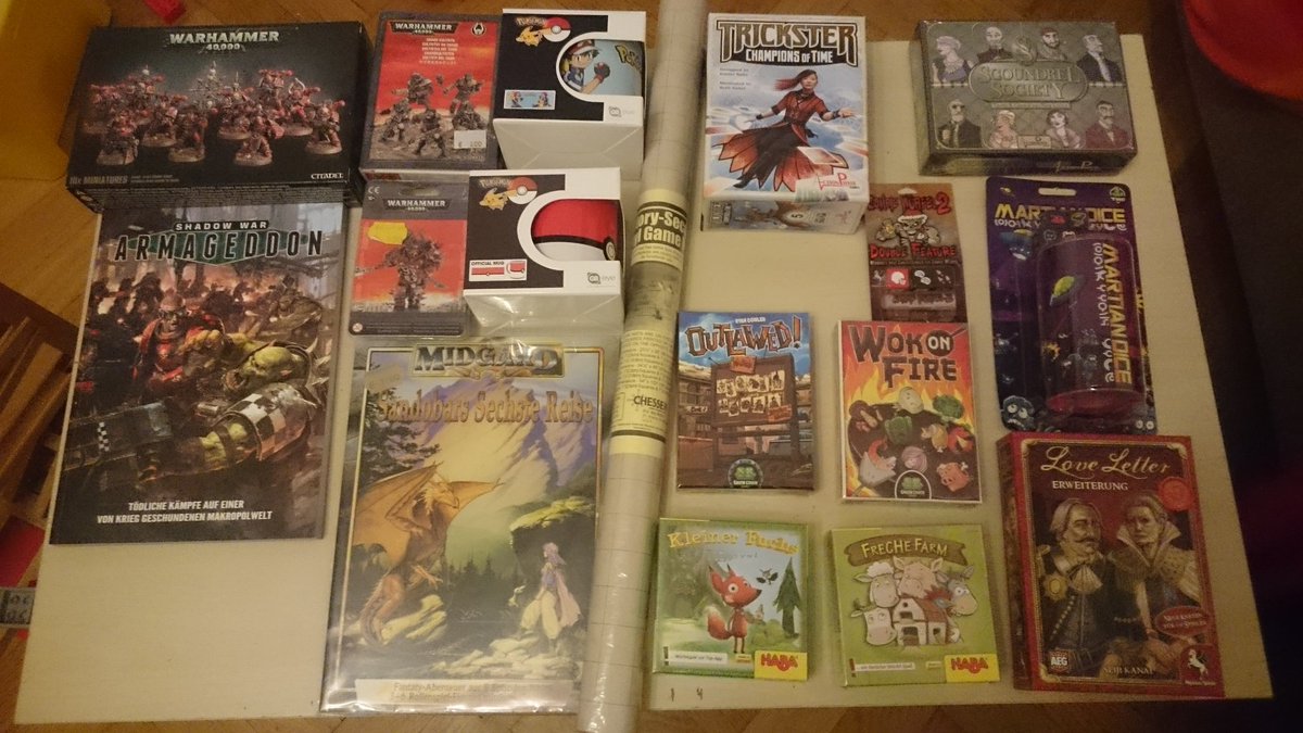 gargeil's tweet photo. My humble #Spiel haul featuring #ShadowWarArmageddon #Chaos #Midgard #Pokemon #Chessex #HABA @ActionPhase @GreenCouchGames @TastyMinstrel @pegasusspiele @Scott_Almes @DanielSolis https://t.co/X34sXx2lKl