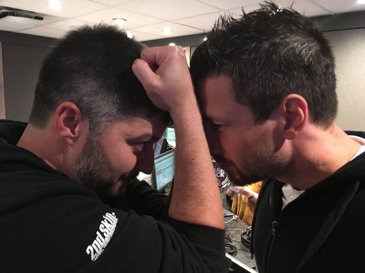 CHOIRadioX's tweet photo. Au retour de la pause, la demi-finale du tournoi #PaulaRock entre @VinceCauchon et @YMarceau #GraveldansleRetour (@RetourX) #RadioX https://t.co/21ayYyLQHd