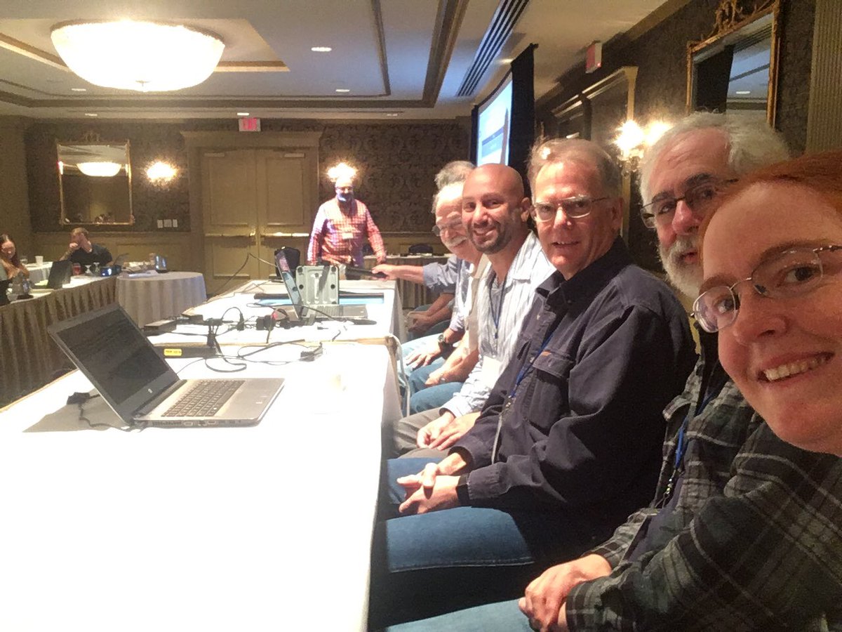 TheSmitchell's tweet photo. #alphaDevCon https://t.co/7nPQgRUHHO