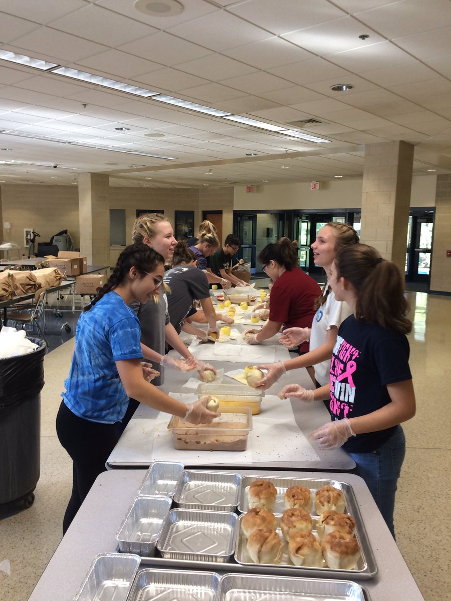 OrchPM's tweet photo. @PMTheatre hard at work making their apple dumplings!! Smells delicious. 😃🍎 https://t.co/s3Ya4J4unm