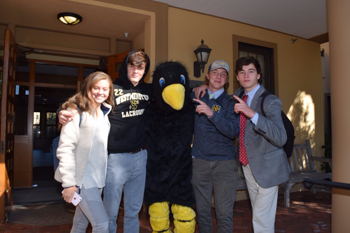 WestminsterCT's tweet photo. Look who made an appearance this Parents and Family Weekend?! Marty the Martlet stopped by to say Hello. #MartletsFlyTogether https://t.co/BWP7EEi3fV