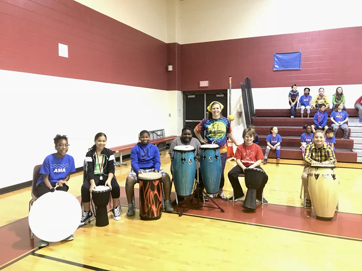 Danielle Barber tweet media