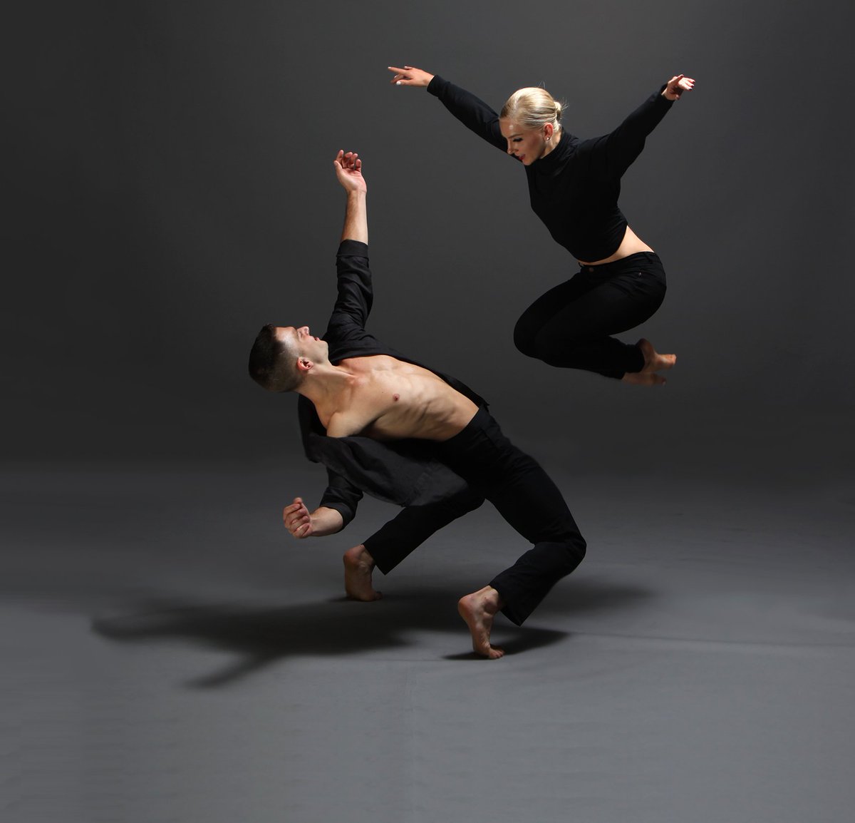 AuditoriumChgo's tweet photo. .@giordanodance returns on June 9 for its 4th full-length performance at #theAud! #FridayFeature #Aud1718

More: https://t.co/XejRgd3YLF https://t.co/cX9Kt1TL3K