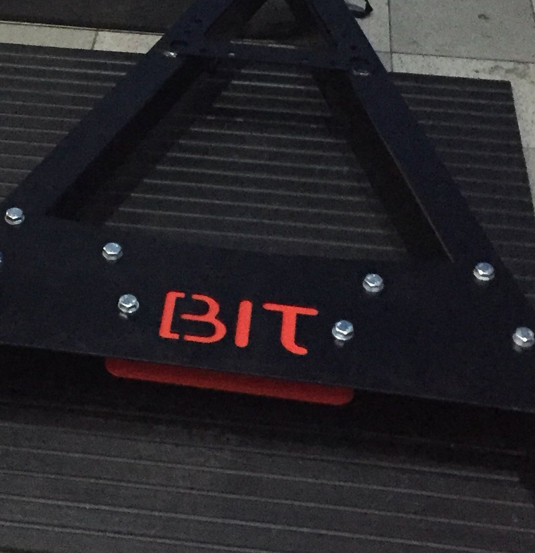 swimperform's tweet photo. Follow are new account @BIT_Trainer #BIT https://t.co/OSsjhg1c9B