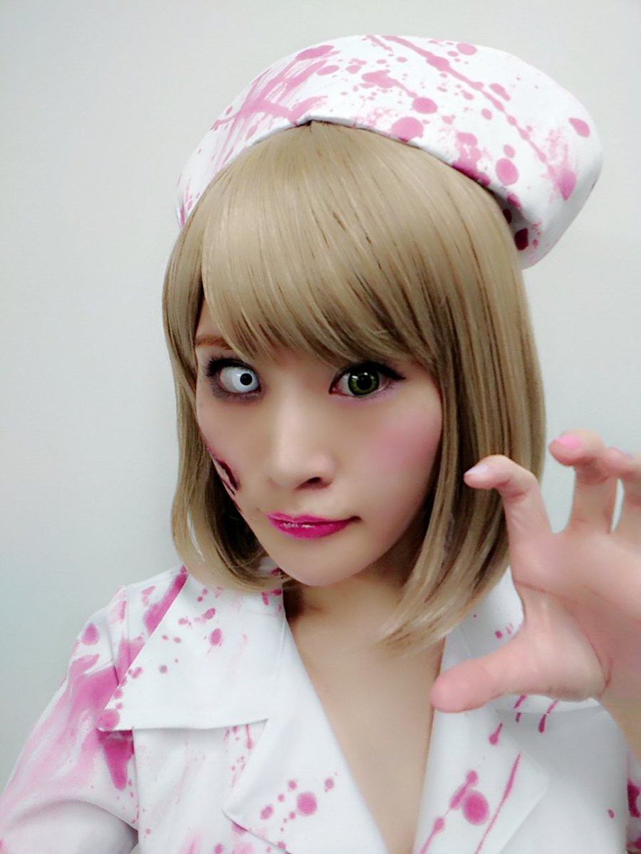 岩佐 夏芽 声優 おはめってぃーﾟ ﾉ W ﾉ もう明後日はハロウィンだね 去年はゾンビナースをやったよ サイレントヒルに出演したい笑 コスプレ ハロウィン ゾンビメイク