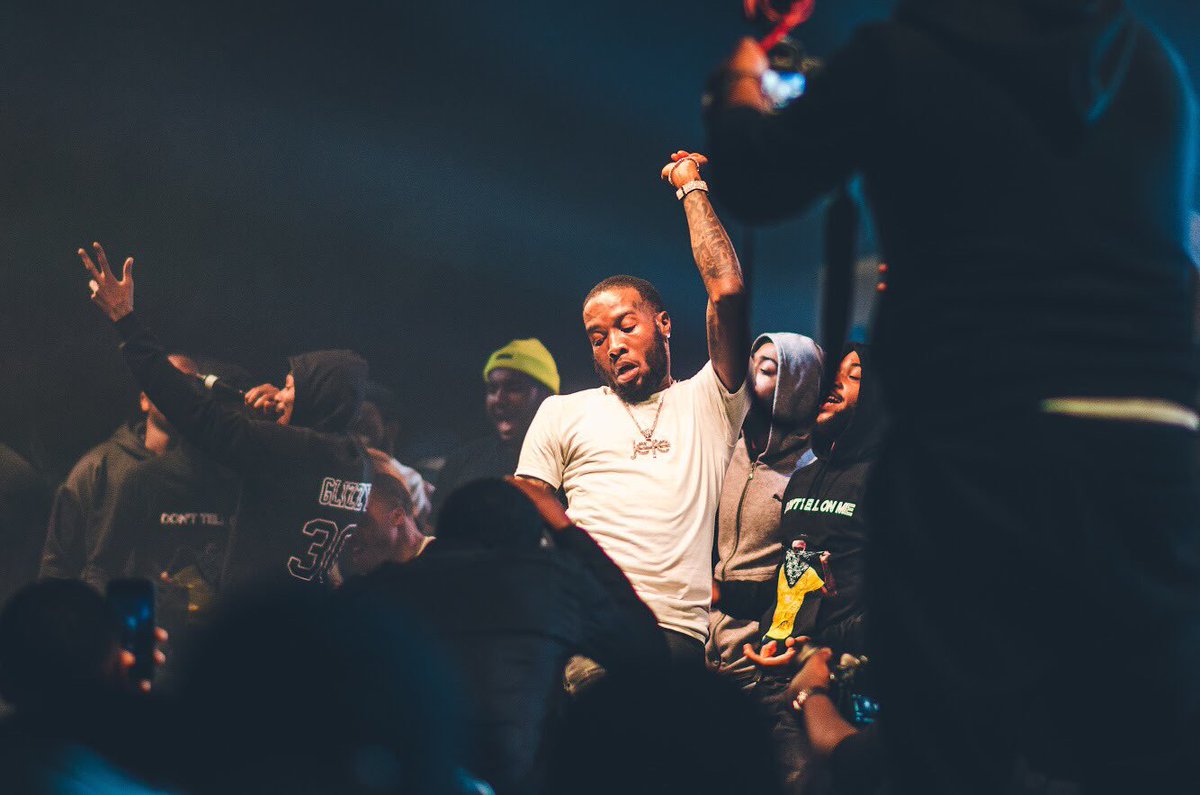 MadeNChynna's tweet image. young jefe holmes. 🔥

@ShyGlizzy || #BSUHC2K17 X #OTCWEEK || 10.26.17

#MadeNChynna✨