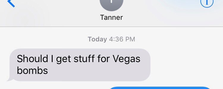 hannah_m3's tweet photo. #textsfrommybrother @T_moss16 https://t.co/DrTRB8z1Bc
