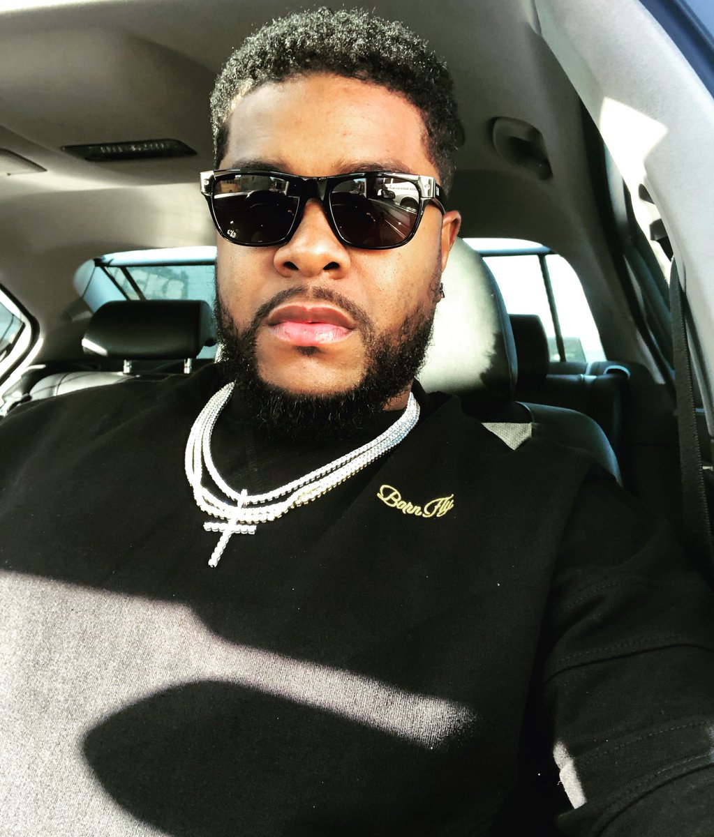 produceramadeus's tweet image. On The Move 😎🛫 S/O to @BornFlyClothing &amp;amp; My Brother @GrayRizzy For Connecting The Dots! 😎 By: @EyeHunee