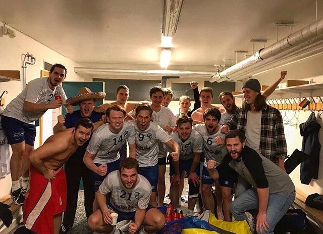 NorrkopingIF's tweet photo. NIF tar sin andra raka hemmaseger mot Vintrosa. Nu tar vi nya tag och siktar på 10 november 19:30 mot Västeråsirsta! Sesdär! https://t.co/u7Tupv9QM1