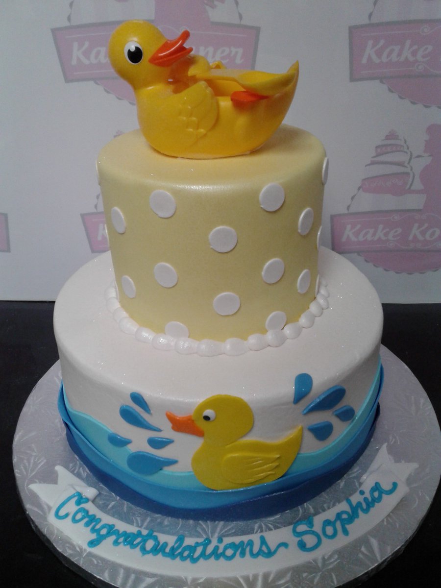 kakekorner's tweet photo. sorry it has taken me so long to get back to posting all of these buttercream beauties from kake korner https://t.co/fsaJ6YsRDw