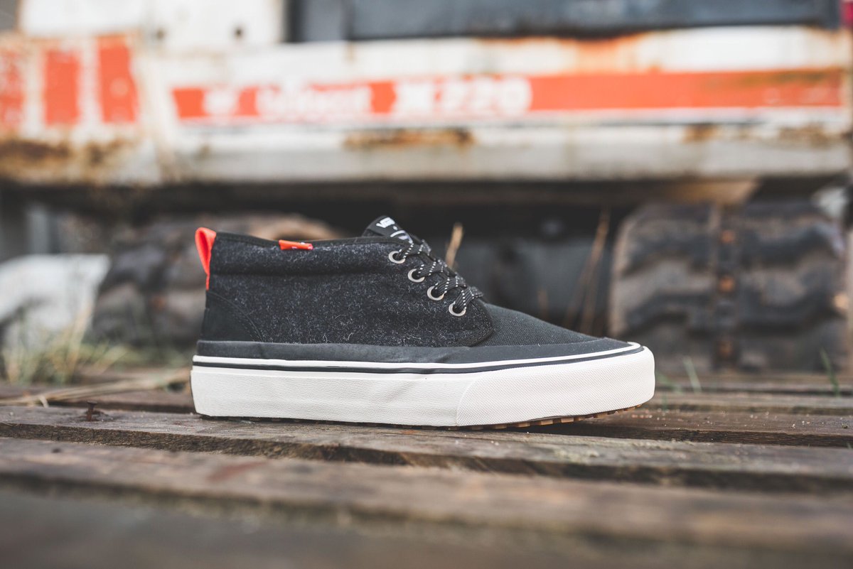 vans chukka hf