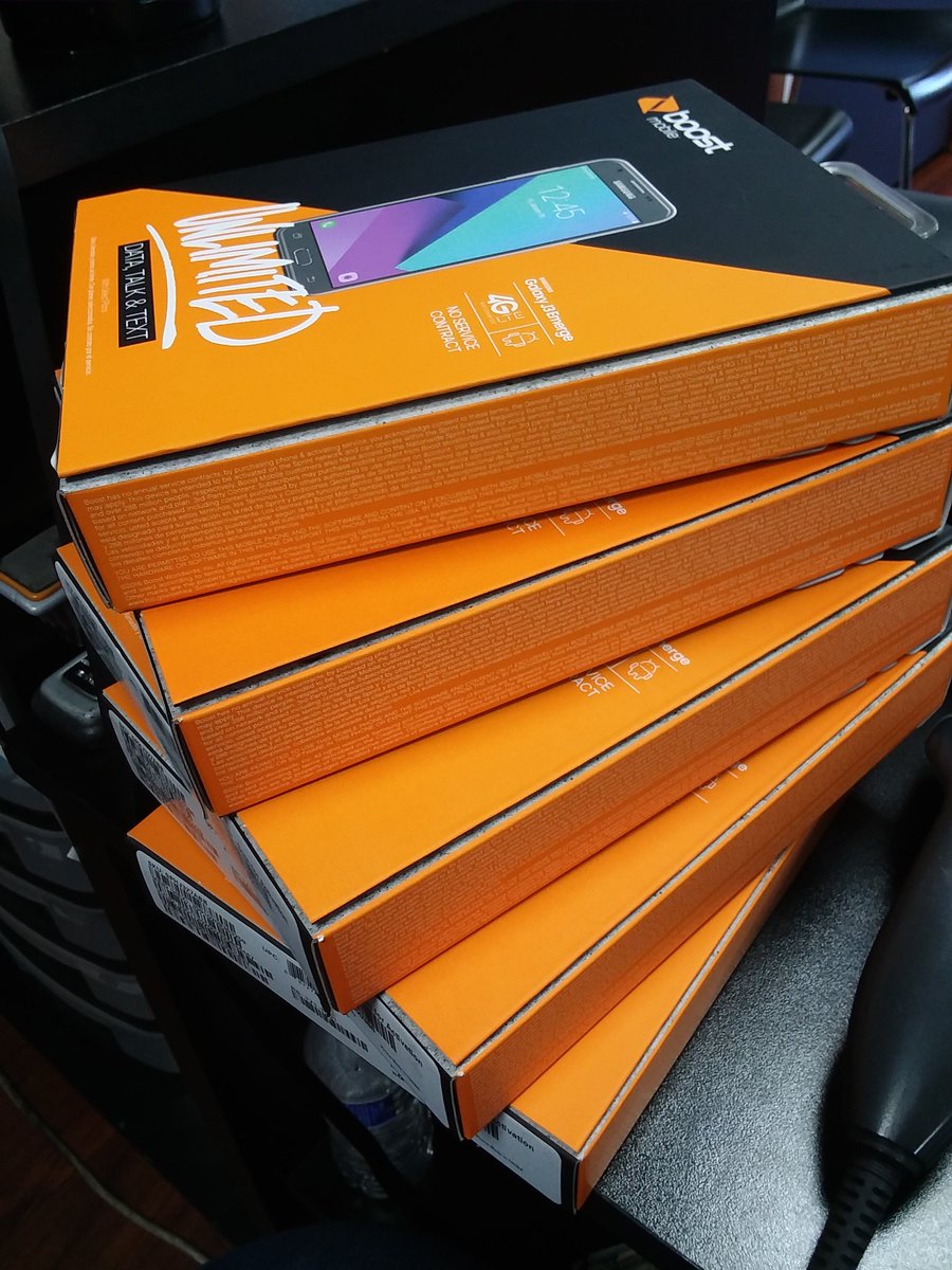 Customer just took best deal ever, 5 lines for $100!! You heard right $100 😄😄🙌 #SwitchHappens #FlipOffTaxes @relizondospg <a href="/Alicia_SPG/">Alicia Gonzalez</a> <a href="/marlene_vip/">Mia</a>