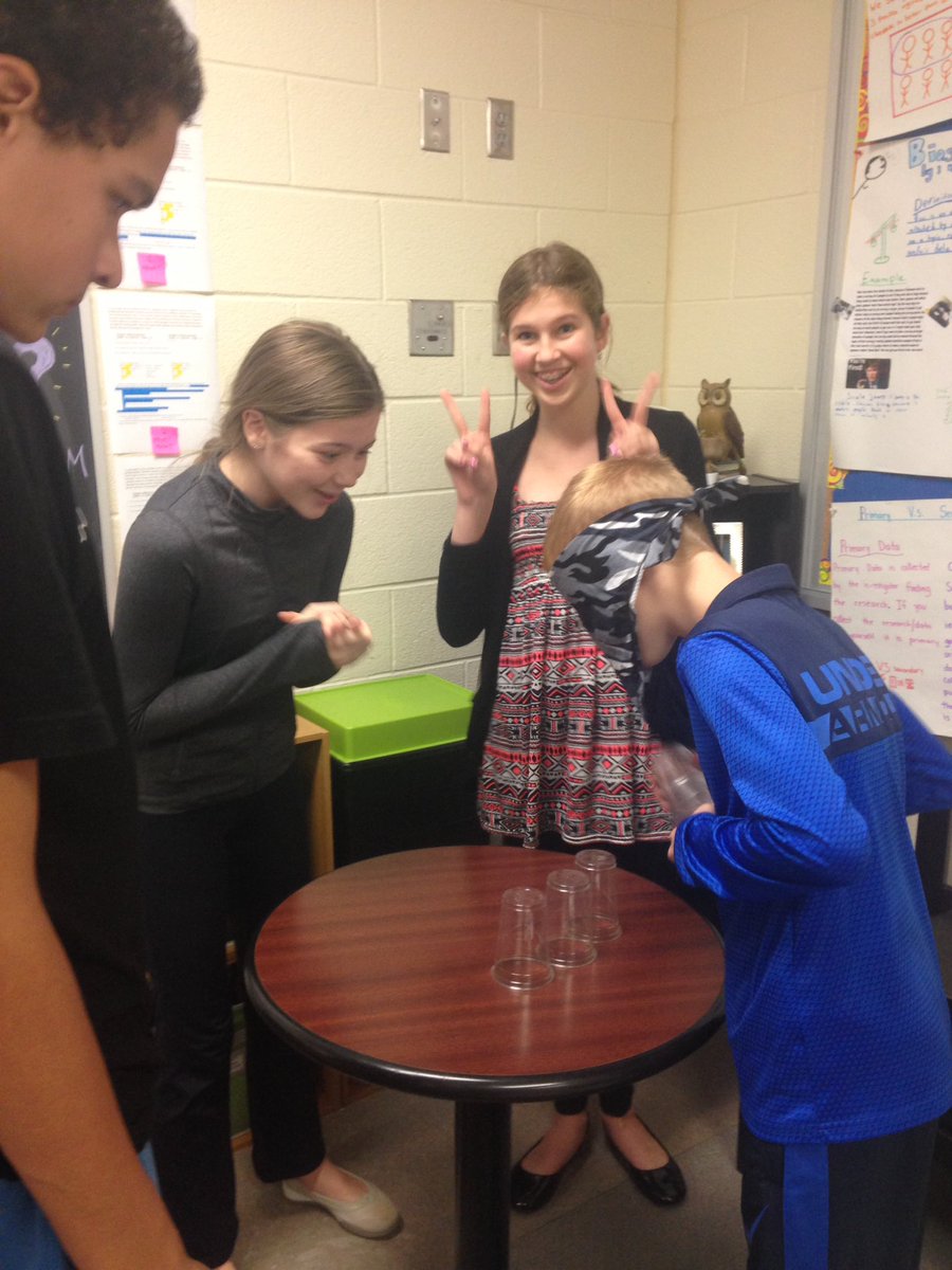 LDubsGatestone's tweet image. Blind Cup Stacker! #colourchallenge #class78