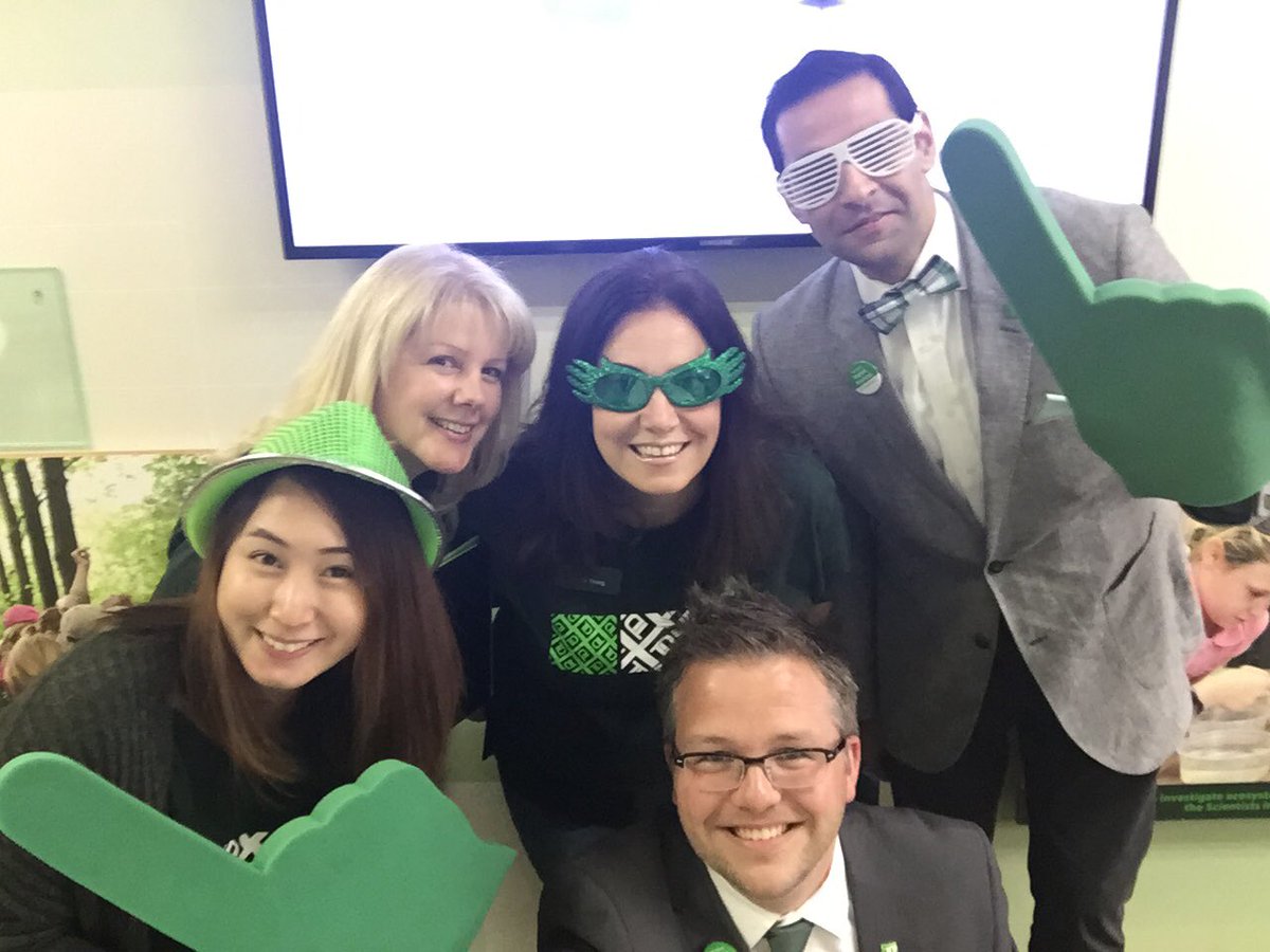 JustinManuel_TD's tweet photo. Come to Huntmar &amp; Hazledean for a #DigitalDemo! #Digital30in30 29/30 @AndrewP_TD @TaraLynnH_TD @JennAuld @CarrieLeith https://t.co/GK2CM9QFiy