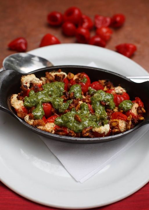 Spice up your weekend with our Goat Cheese Stuffed Peppadew Peppers! #firesidepies
.
.
Pic courtesy of our friends at Peppadew USA