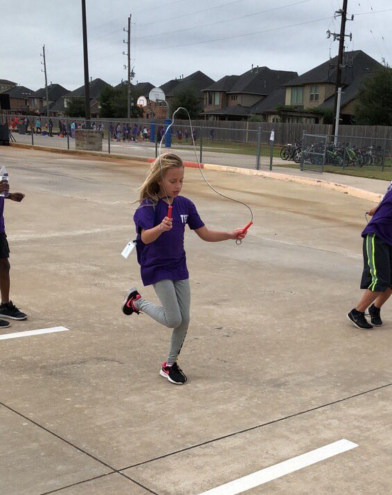 kaylen_wolfe's tweet photo. #twefieldday https://t.co/e8x1oY9ZcN