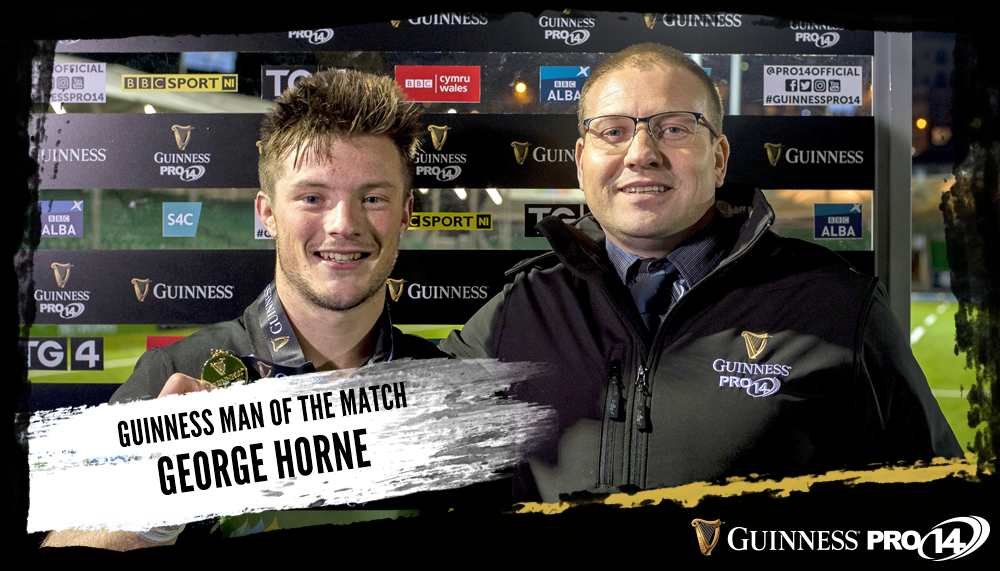 URCOfficial's tweet photo. .@george_horne10 receives the man of the match award from Stuart Liddle on behalf of Guinness
 
#GUINNESSPRO14 #GLAvKIN https://t.co/PTvhnqI3g7