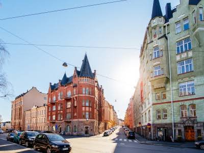GlobalStudentEn's tweet photo. Why study in #helsinki ? Because the capital of #Finland is a safe, modern and green city with a population of 500k https://t.co/w9ntShw5Mz