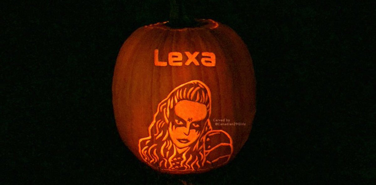 Canadian29Girlz's tweet photo. 👻 Can you guess why Lexa likes #Halloween ? 🎃 I will give you a big hint 🕯! I hope you all have a very Lextra #Halloween !  🎃 https://t.co/zNGAjZaHY1