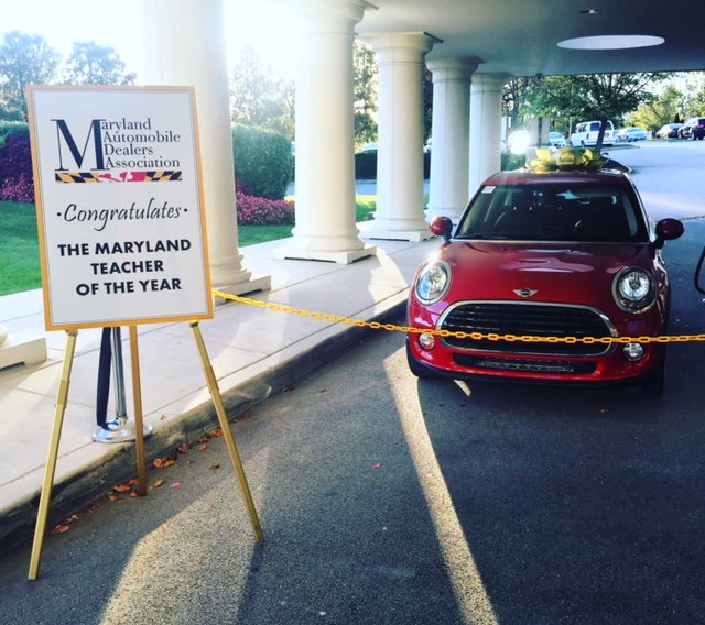 MdPublicSchools's tweet photo. A Mini Cooper for our 17-18 Maryland Teacher of the Year. Donated by @MarylandADA #TOY #MDTOY #teacheroftheyear https://t.co/Qr8WUmqaPc