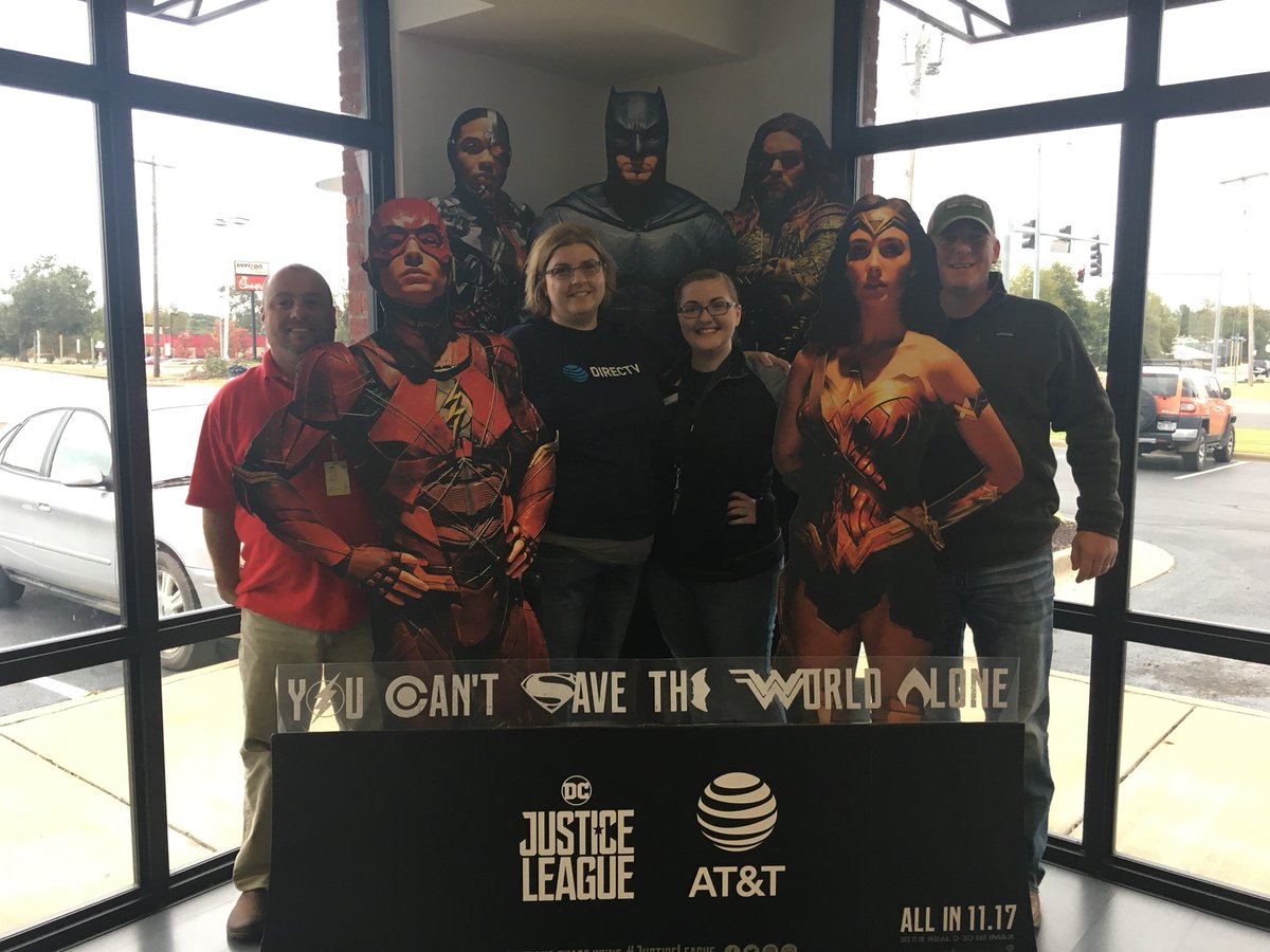 TeamSearcy's tweet photo. #JusticeLeague #LifeatAtt #MidStatesProud #TeamSearcy #5DaysofHalloween @AttSearcy https://t.co/Lc9JyNcHcF