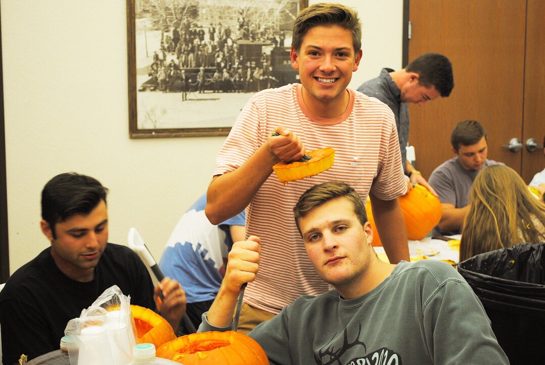 Thank you to the ladies of Pi Beta Phi for carving pumpkins with us! They looked great during Nightmare on Greek Street 🎃
