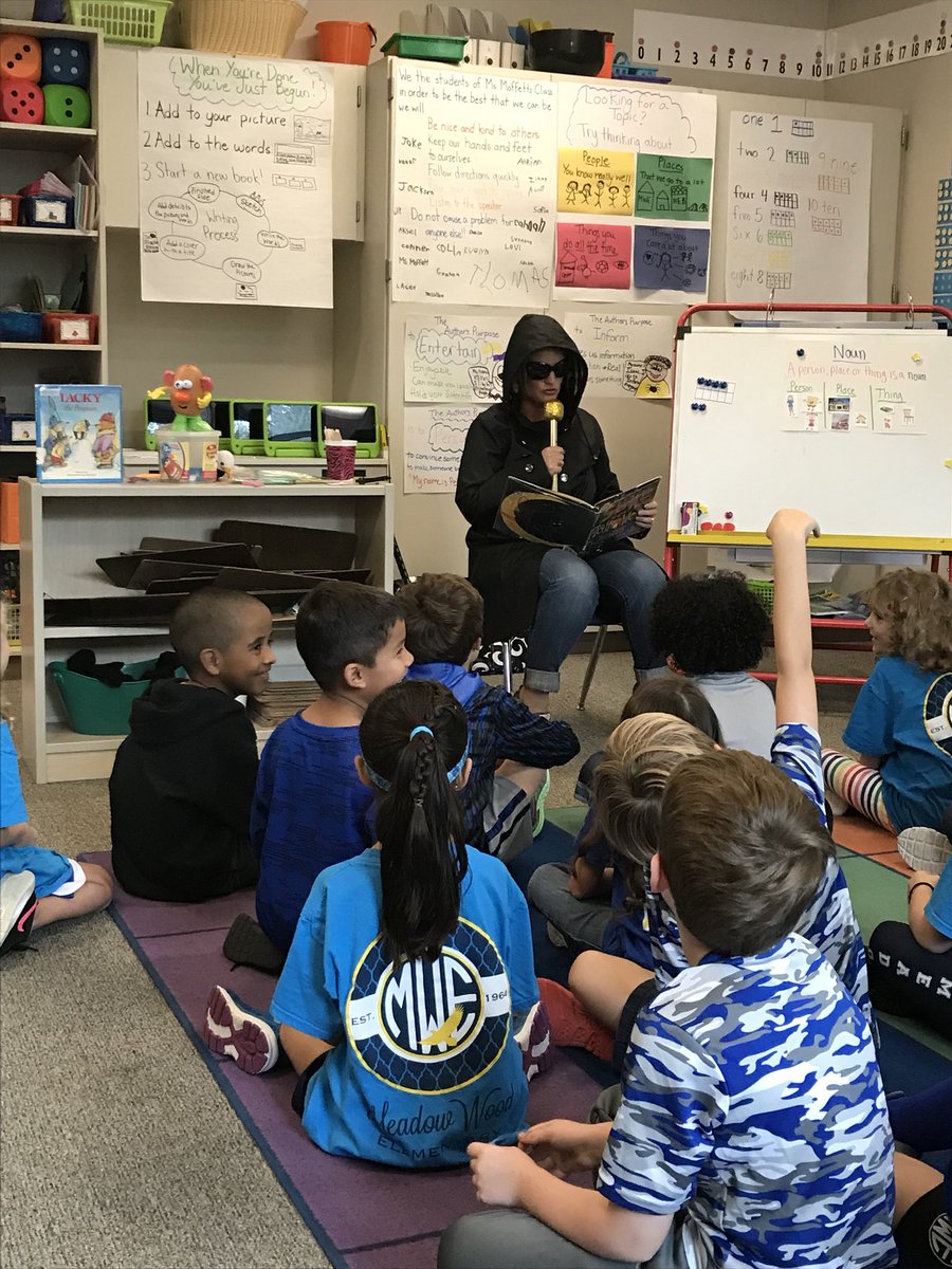 MoffettTeach's tweet photo. We LOVED our 1st mystery reader. She read the book in costume &amp; we got to dance &amp; sing at the end! How fun! @MWEPrincipal @MeadowWoodSBISD https://t.co/1cumgFG9FC