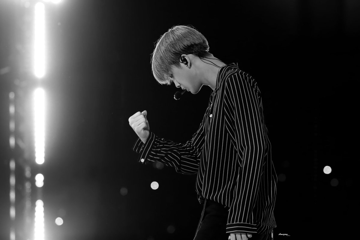 Amazing051005's tweet photo. 171022 BOF
보고싶다...
#WANNAONE #워너원
#배진영 #BAEJINYOUNG @WannaOne_twt https://t.co/OhLaa8na43