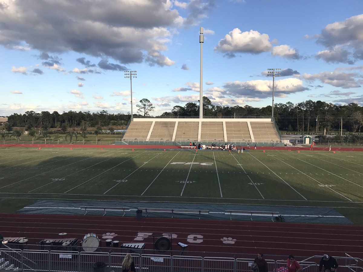 FPCHS's tweet photo. Senior night is starting now! https://t.co/Wfb8wsKesH