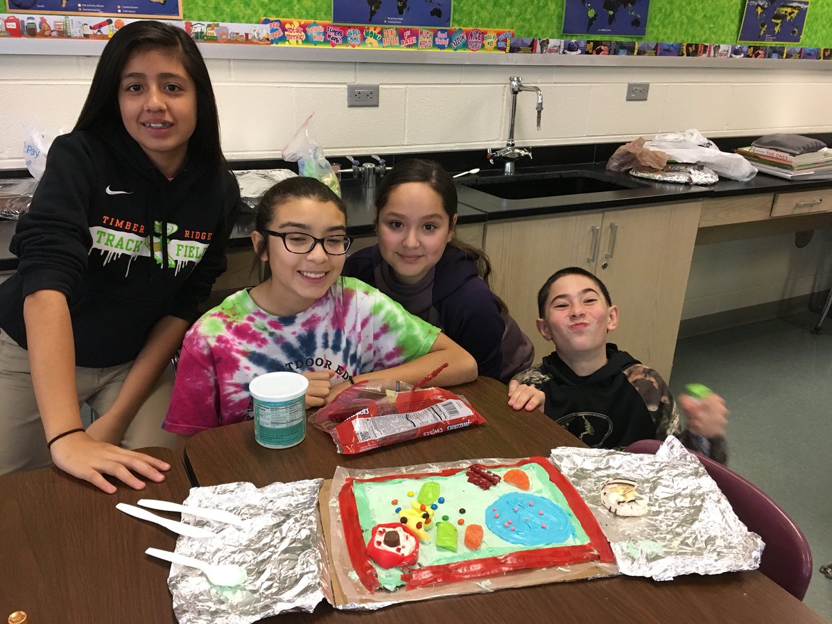 Mrs. Trabold Psd202 tweet media